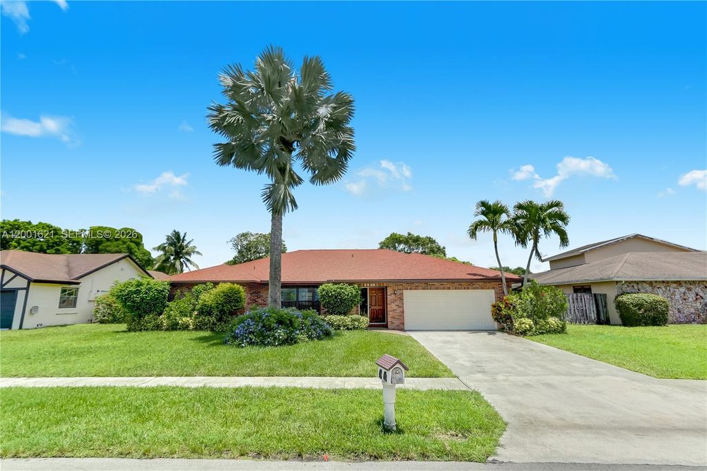 1130 NW 78th Ter, Plantation, FL 33322
