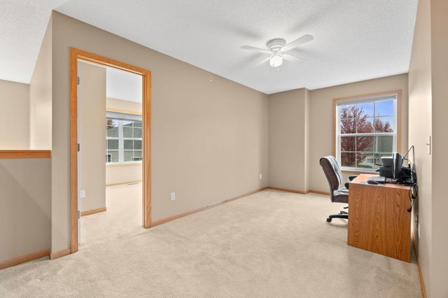 2010 Stahlke Way, Chaska, MN 55318