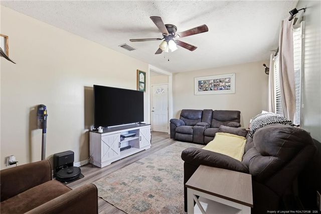 1950 Ava Road, Autryville, NC 28318