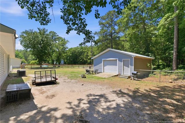 1950 Ava Road, Autryville, NC 28318