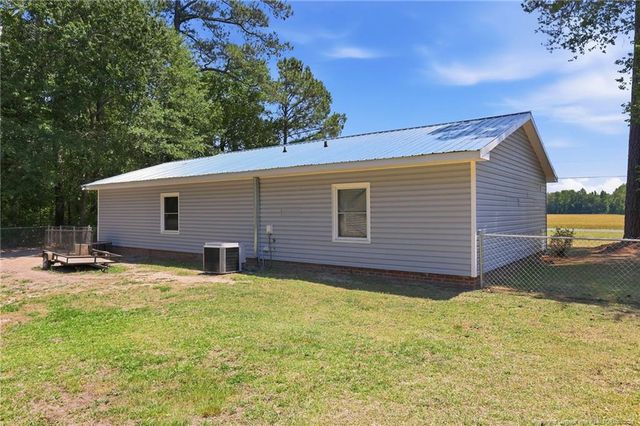 1950 Ava Road, Autryville, NC 28318