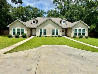 2982 Newman Road B, Mobile, AL 36695