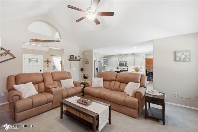 2957 E Wanamingo Drive, Wasilla, AK 99654