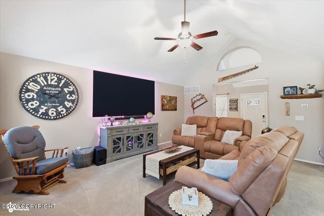 2957 E Wanamingo Drive, Wasilla, AK 99654