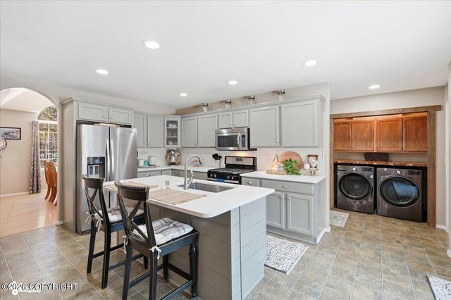 2957 E Wanamingo Drive, Wasilla, AK 99654