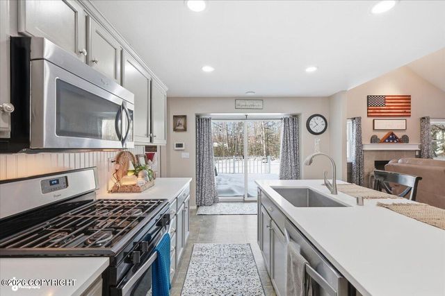 2957 E Wanamingo Drive, Wasilla, AK 99654