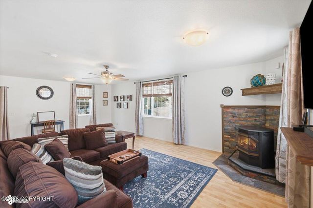 2957 E Wanamingo Drive, Wasilla, AK 99654