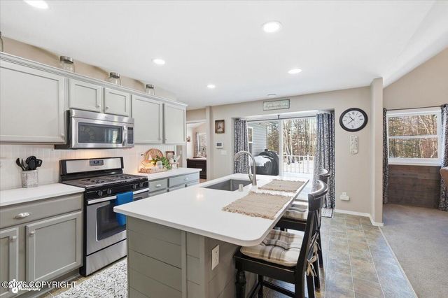 2957 E Wanamingo Drive, Wasilla, AK 99654