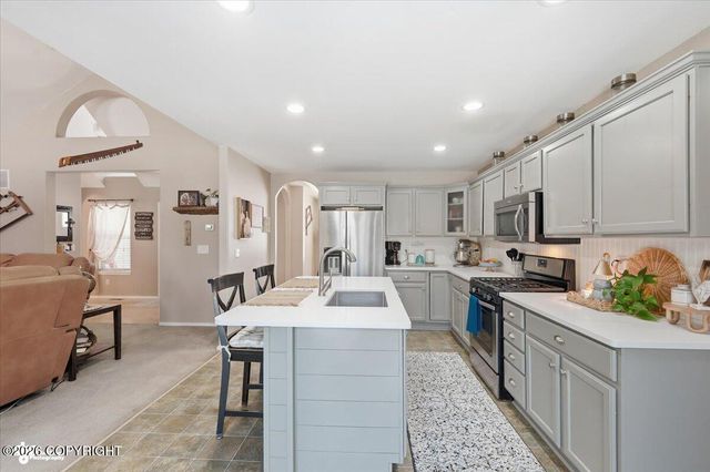 2957 E Wanamingo Drive, Wasilla, AK 99654