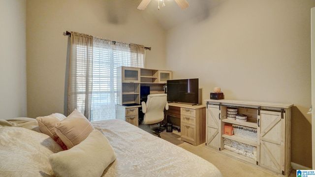 2790 SOUTHWOOD LANE, Bessemer, AL 35022