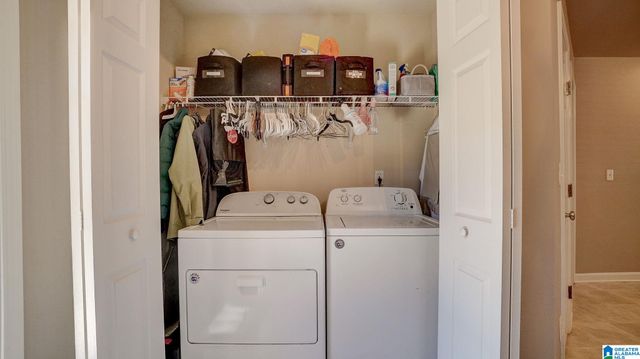 2790 SOUTHWOOD LANE, Bessemer, AL 35022