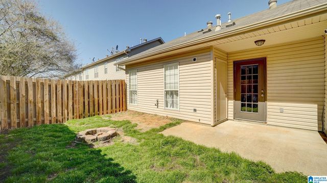 2790 SOUTHWOOD LANE, Bessemer, AL 35022