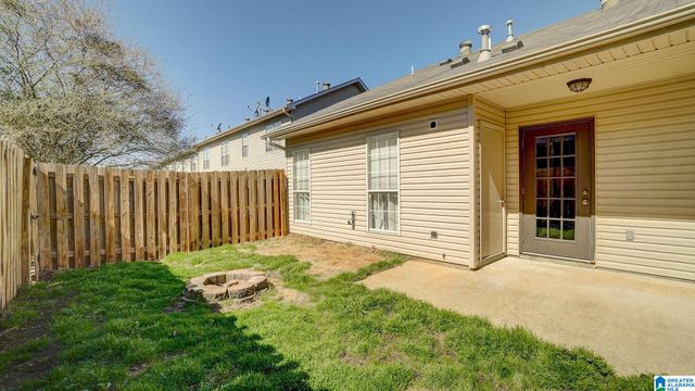 2790 SOUTHWOOD LANE, Bessemer, AL 35022