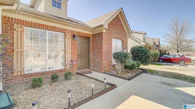 2790 SOUTHWOOD LANE, Bessemer, AL 35022