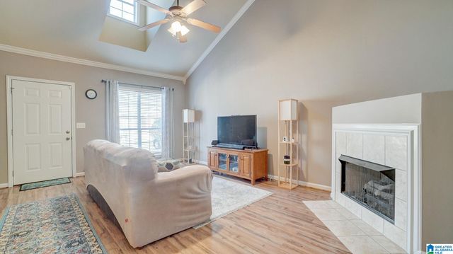 2790 SOUTHWOOD LANE, Bessemer, AL 35022