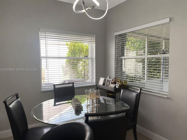 1040 SW 85th Ter, Pembroke Pines, FL 33025