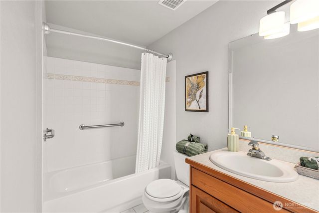 28601 13th Avenue S, Federal Way, WA 98003