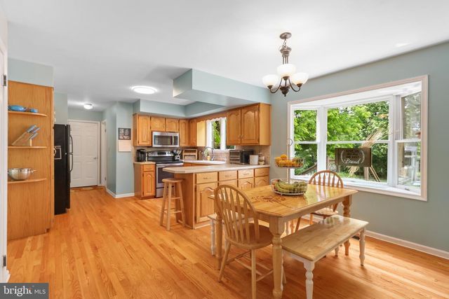 4471 WAGNER DR, Bethlehem, PA 18020