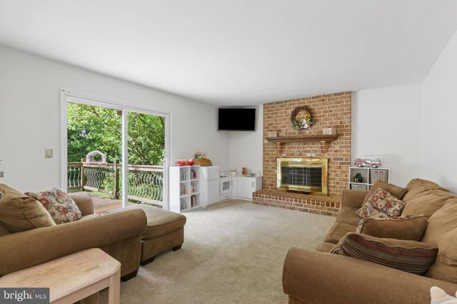 4471 WAGNER DR, Bethlehem, PA 18020