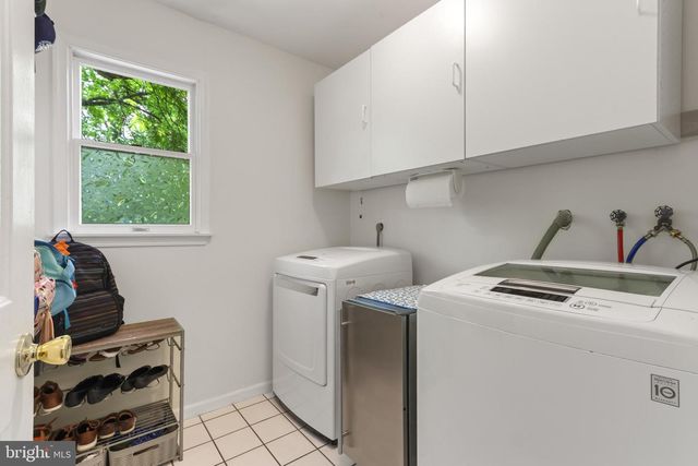 4471 WAGNER DR, Bethlehem, PA 18020