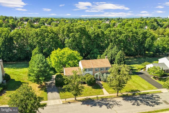 4471 WAGNER DR, Bethlehem, PA 18020
