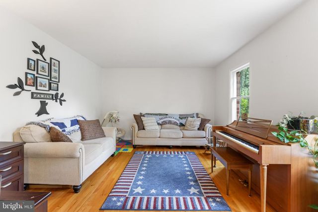 4471 WAGNER DR, Bethlehem, PA 18020