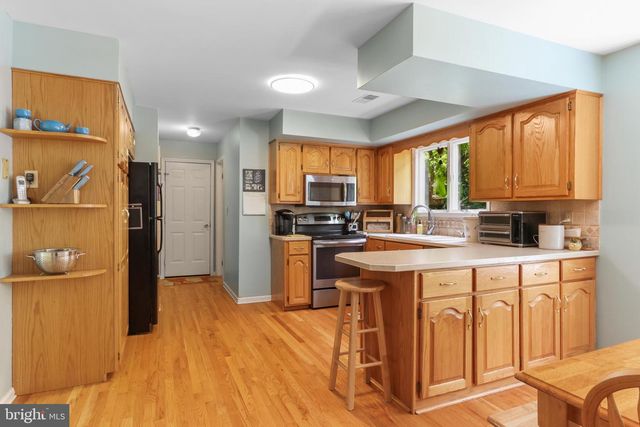 4471 WAGNER DR, Bethlehem, PA 18020