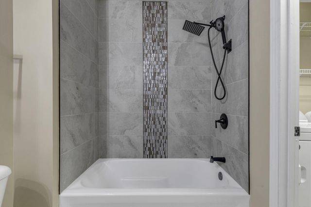 4363 Seahorse Lane, Groveport, OH 43125