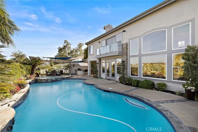 20 Edgewood, Coto De Caza, CA 92679
