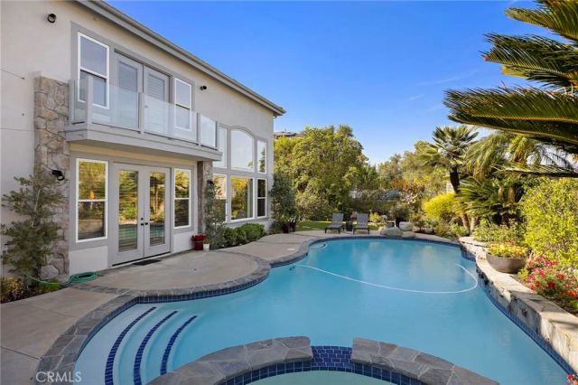 20 Edgewood, Coto De Caza, CA 92679