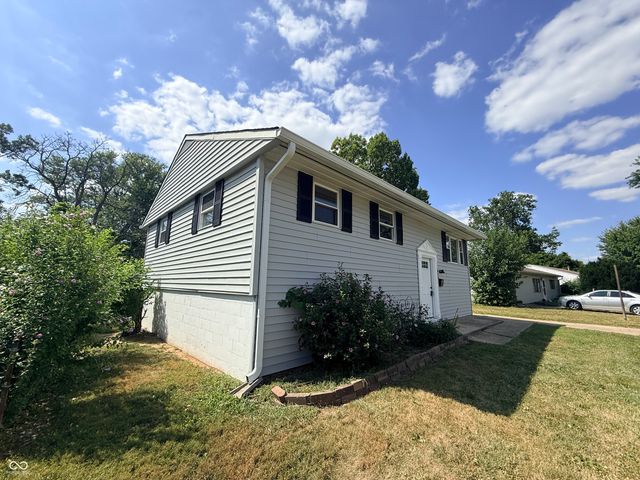 616 Rose Lane, Mooresville, IN 46158