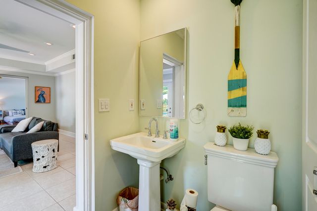 411 26th Street, West Palm Beach, FL 33407