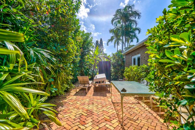 411 26th Street, West Palm Beach, FL 33407