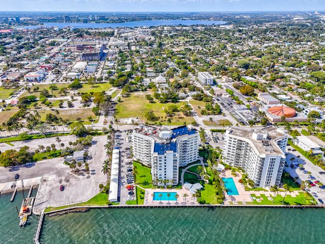 411 26th Street, West Palm Beach, FL 33407