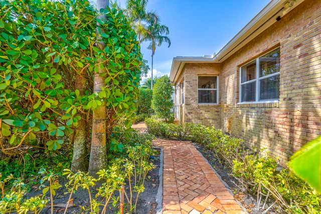 411 26th Street, West Palm Beach, FL 33407