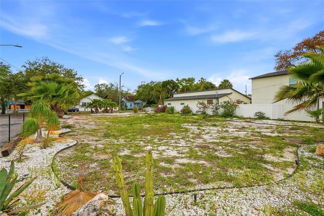 13TH AVENUE S, St Petersburg, FL 33705