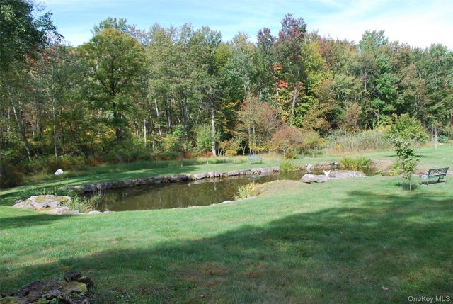 29 W Lake Road, Warwick, NY 10990