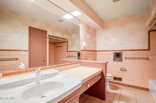 3225 Hargo Road, Toledo, OH 43606