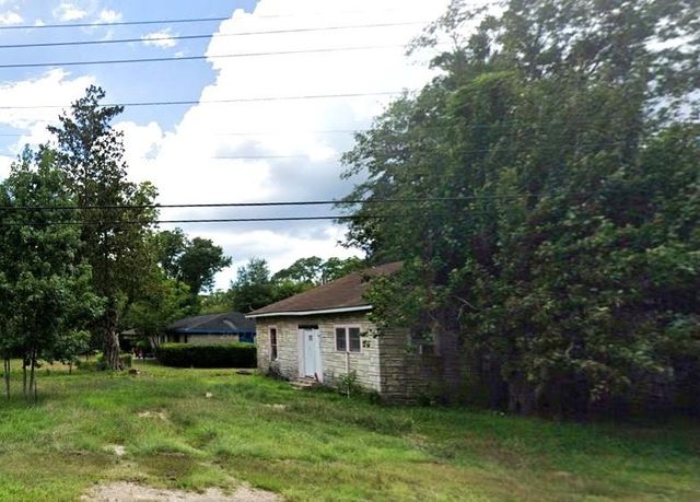 205 S 15th Street, Silsbee, TX 77656