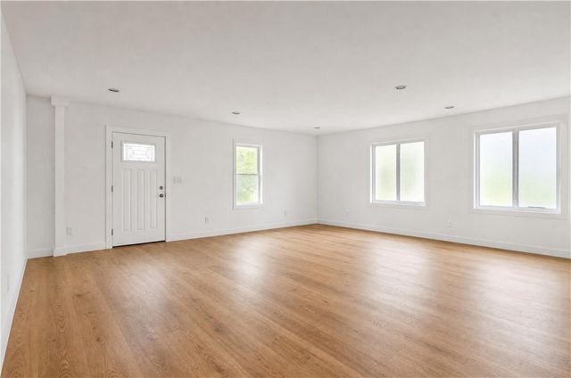 1051 Old Smithfield Road, North Smithfield, RI 02896