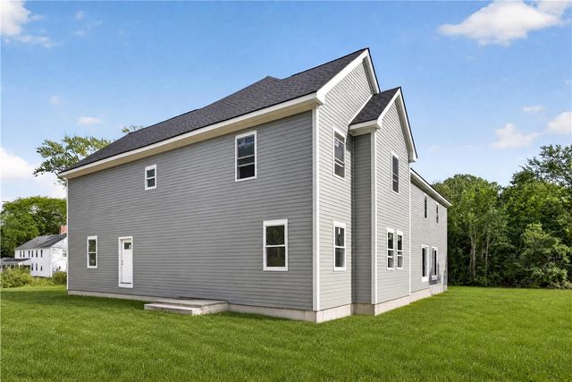 1051 Old Smithfield Road, North Smithfield, RI 02896