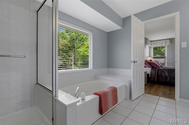 1016 Lafayette Place, Lake St Louis, MO 63367