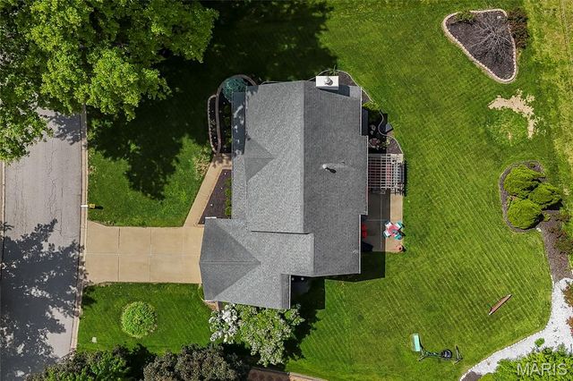 1016 Lafayette Place, Lake St Louis, MO 63367