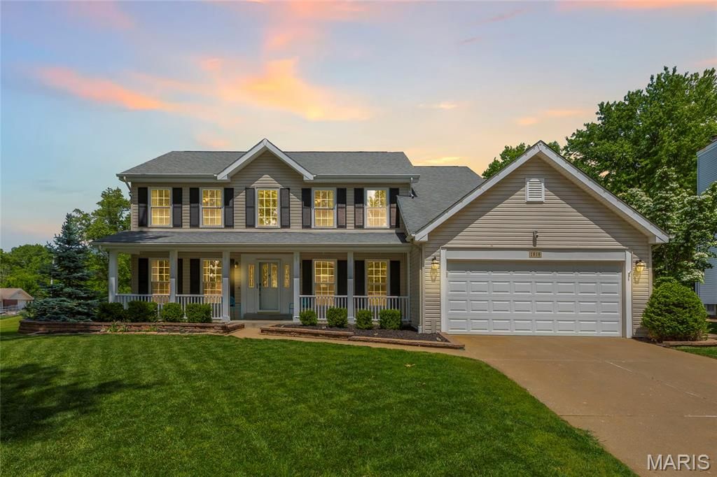 1016 Lafayette Place, Lake St Louis, MO 63367