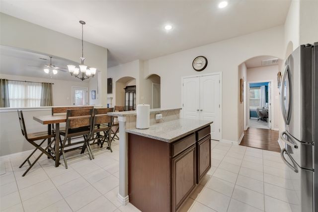 1236 Elkford Lane, Fort Worth, TX 76247