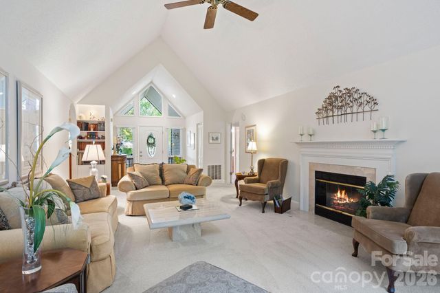 128 Forest View Drive, Flat Rock, NC 28731