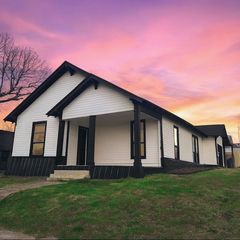 915 NE 1st Street, Mineral Wells, TX 76067