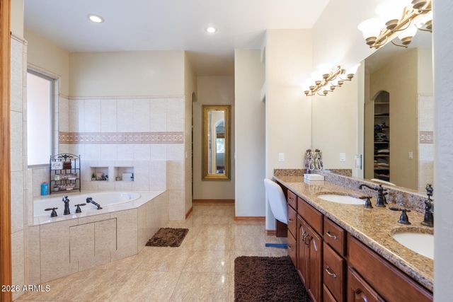 3589 S HENNESS Road, Casa Grande, AZ 85122