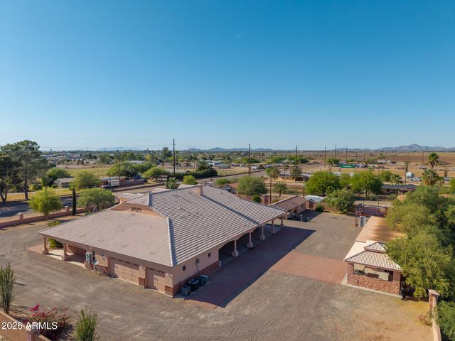 3589 S HENNESS Road, Casa Grande, AZ 85122