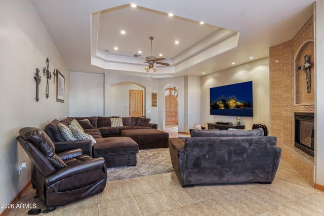3589 S HENNESS Road, Casa Grande, AZ 85122